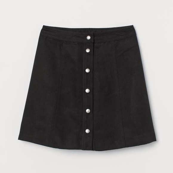 H&M Black short A-line skirt - Picture 3 of 3
